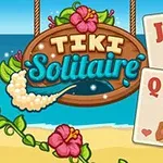 Tiki Solitaire spel met speelkaarten en tropische achtergrond